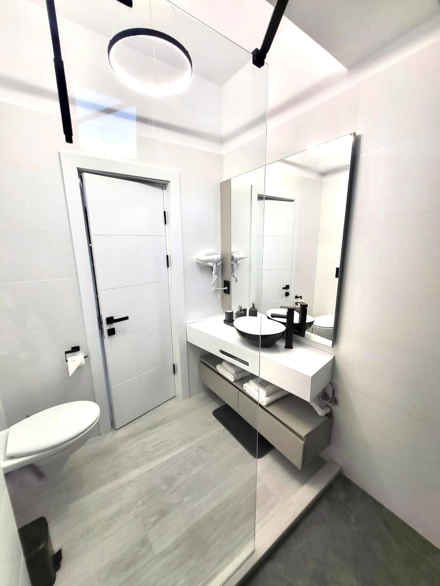 Mamaia Nord Vip Aparthotel 那沃达利 外观 照片
