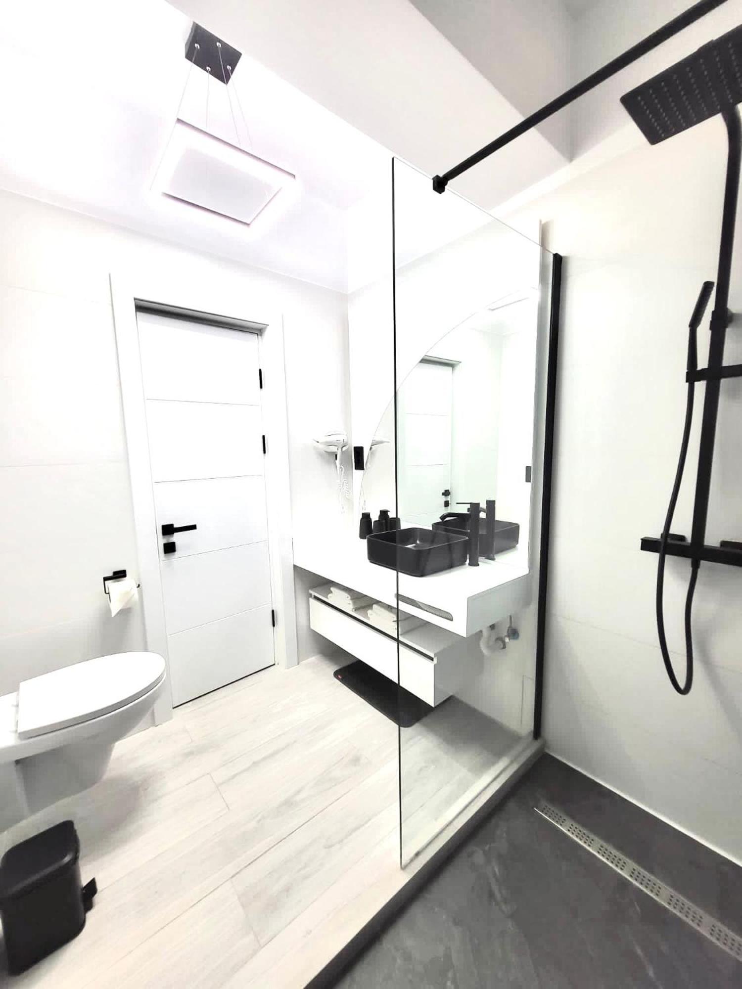 Mamaia Nord Vip Aparthotel 那沃达利 外观 照片