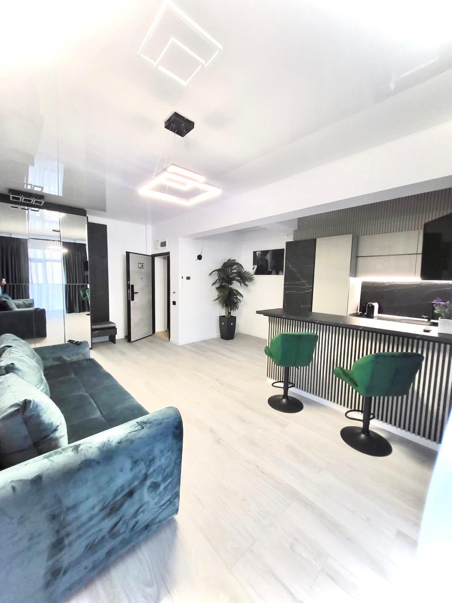 Mamaia Nord Vip Aparthotel 那沃达利 外观 照片