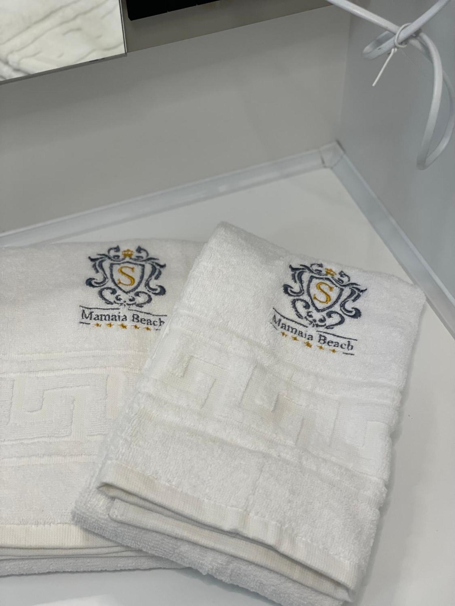 Mamaia Nord Vip Aparthotel 那沃达利 外观 照片